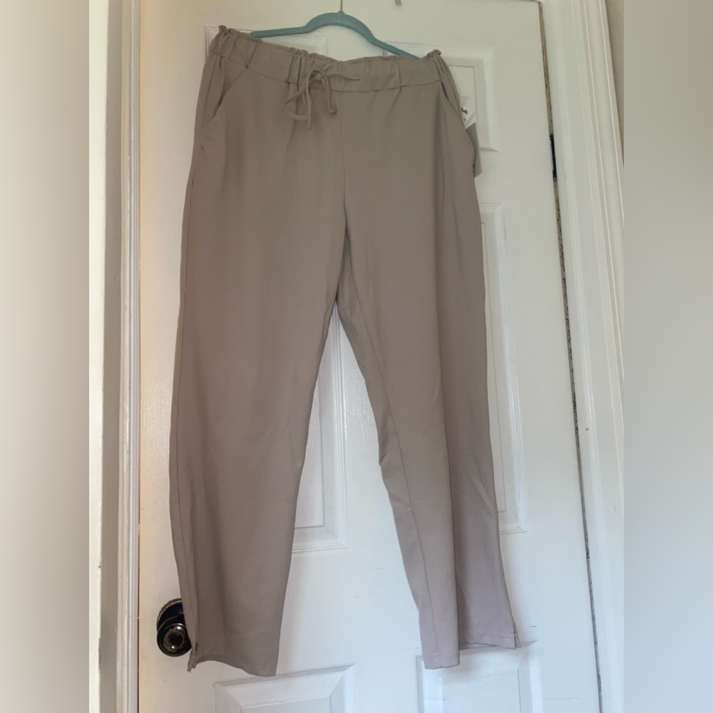 Joie Joggers